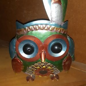 Tin owl